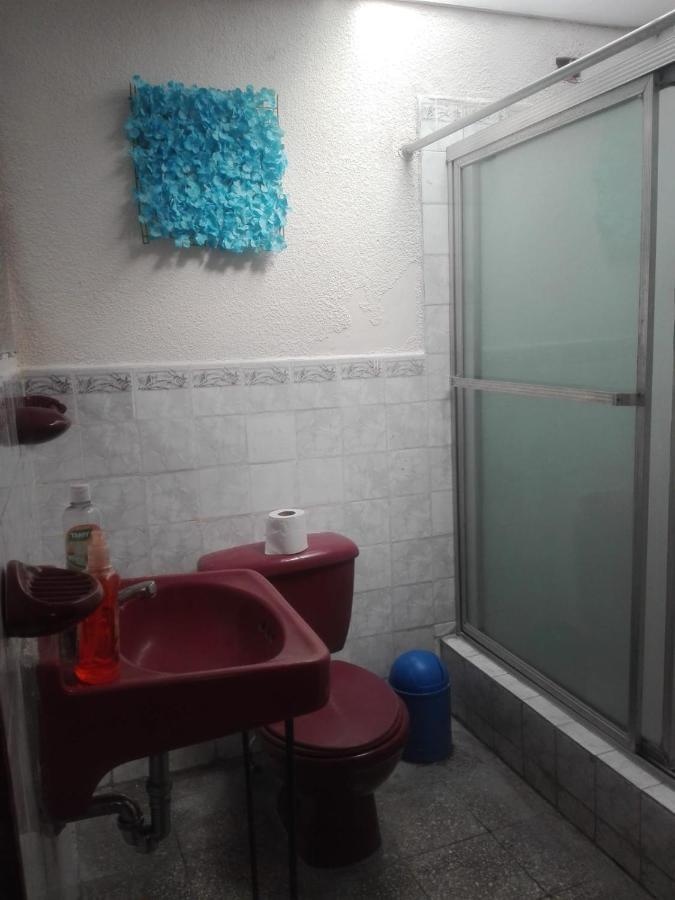 Huellas Hostal Antigua Exterior photo